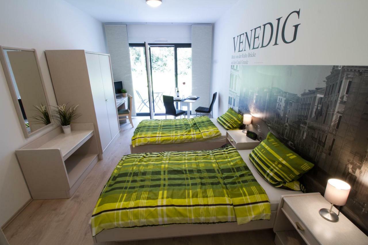 Aparthotel Boardinghouse-Ebenhausen Ebenhausen Werk Zewnętrze zdjęcie